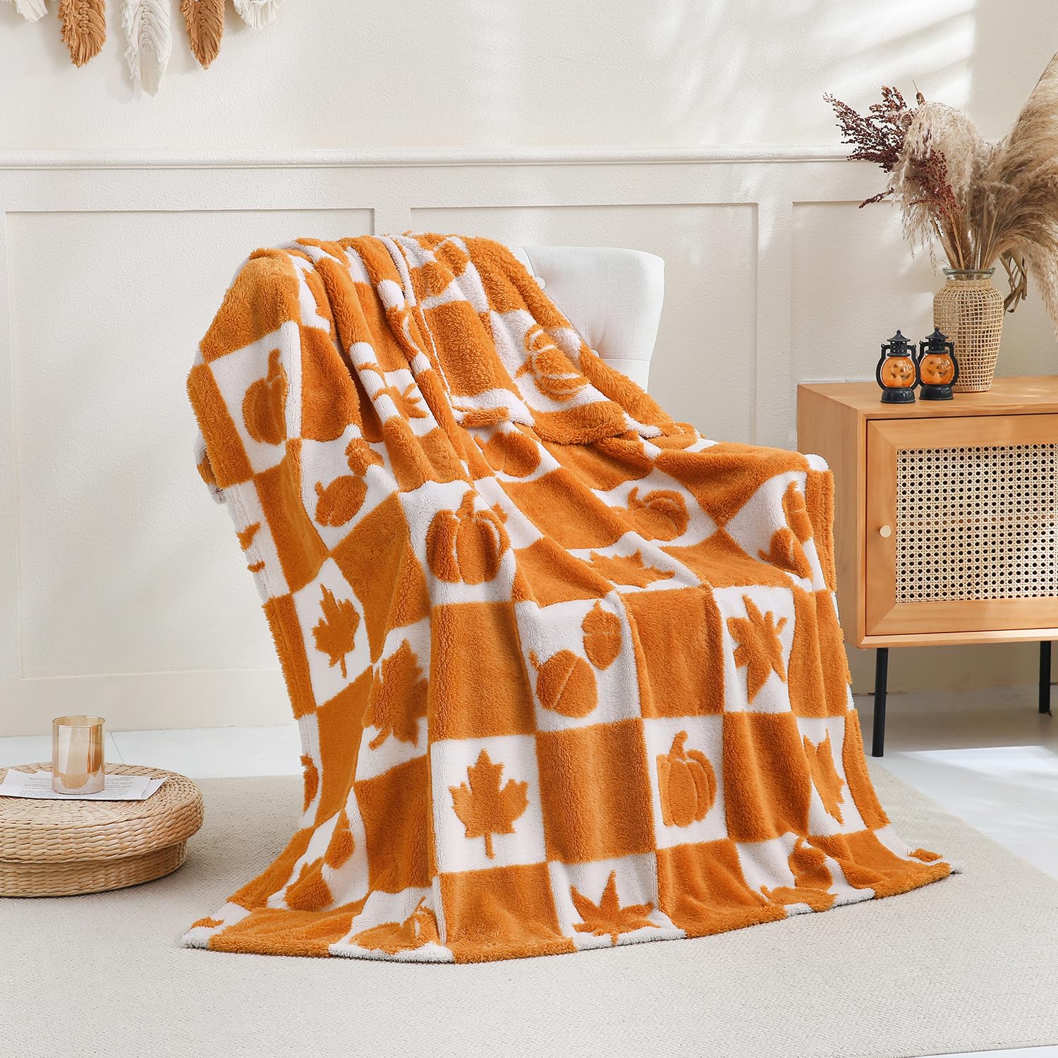 SOCHOW Halloween Jacquard Throw Blanket, Fuzzy Soft Cozy Warm Pumpkin Ghost Fall Decor Holiday Blanket for Couch, Sofa and Bed, 50 x 60 Inches, Orange/Black